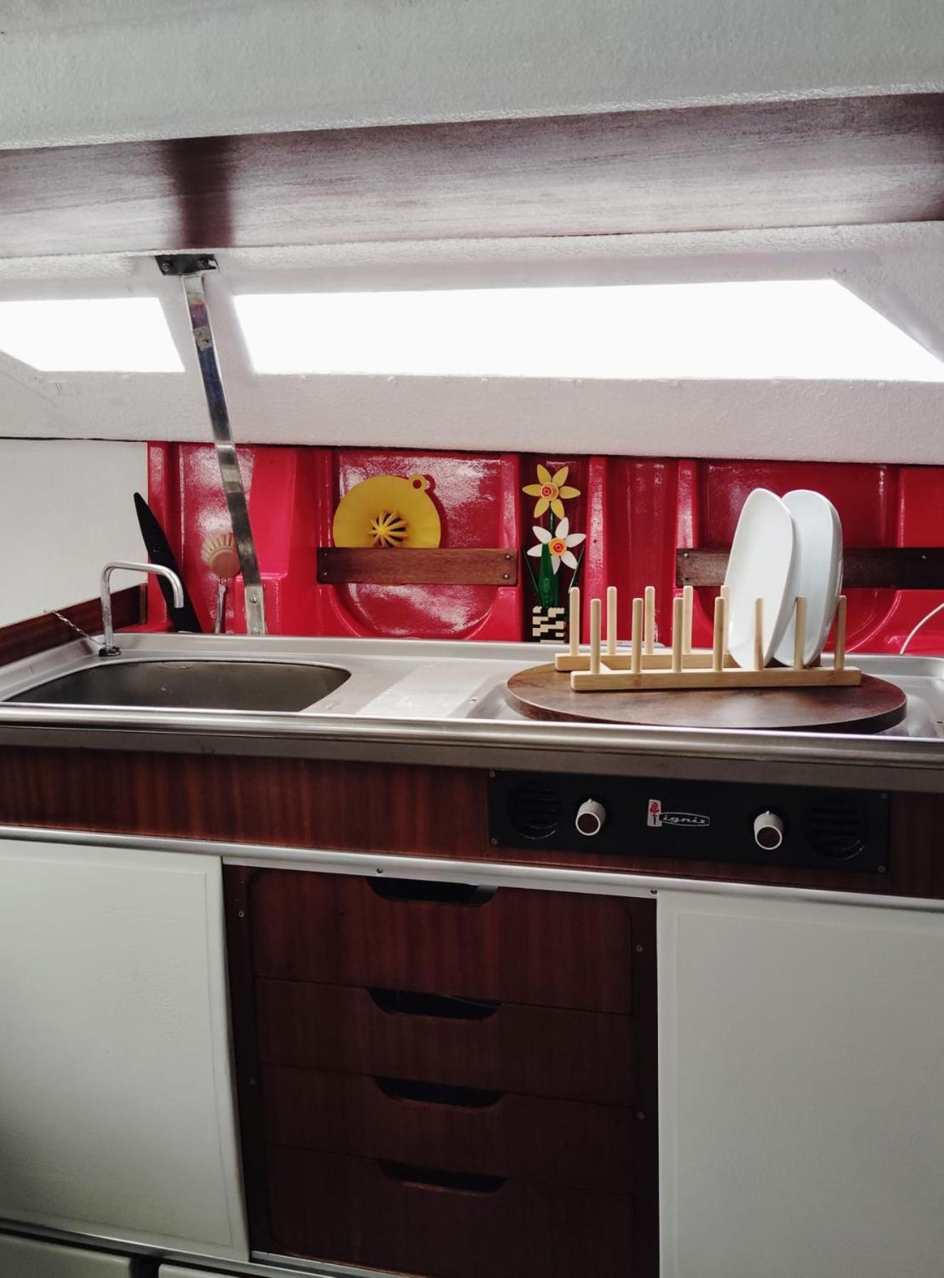 70's Tiny Boat Hotel en barco *
